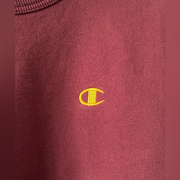 Champion Crewneck - Picture 4 of 5
